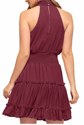 Kurzes grünes ärmelloses A-Linien-Kleid